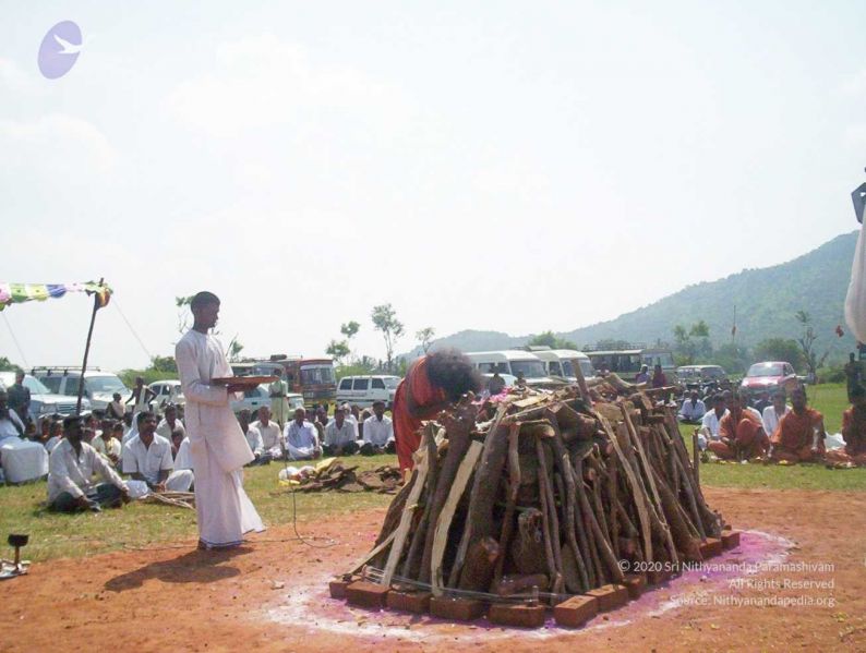 File:20051114 100 6416 CMP WM00-1.jpg