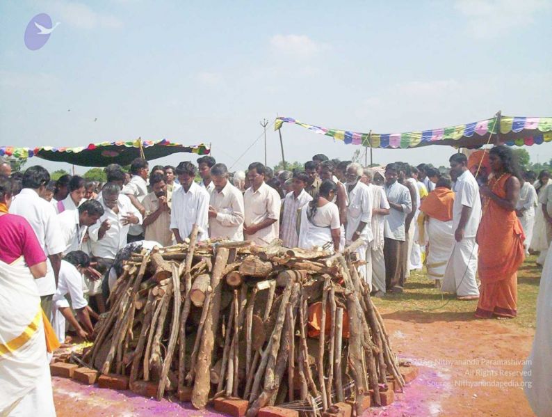 File:20051114 100 6427 CMP WM00-1.jpg