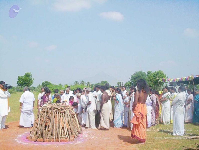 File:20051114 100 6434 CMP WM00-1.jpg