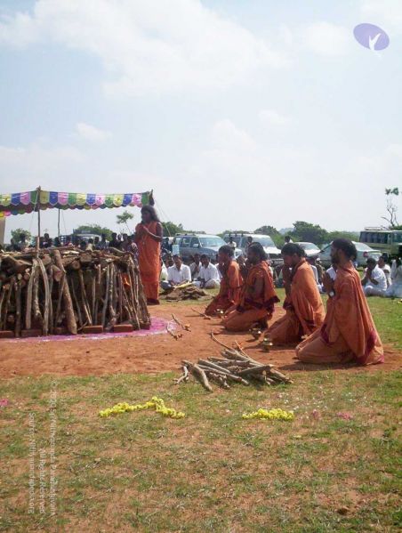 File:20051114 100 6456 CMP WM00-1.jpg