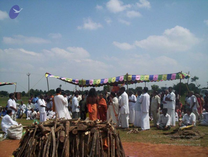 File:20051114 100 6519 CMP WM00-1.jpg