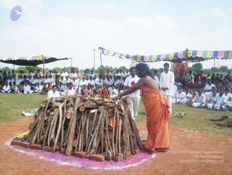 File:20051114 100 6529 CMP WM00-1.jpg