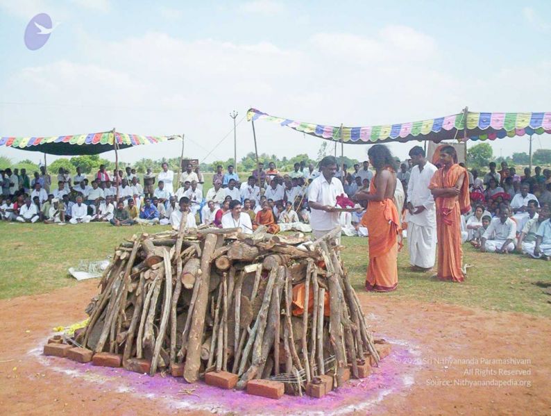 File:20051114 100 6531 CMP WM00-1.jpg