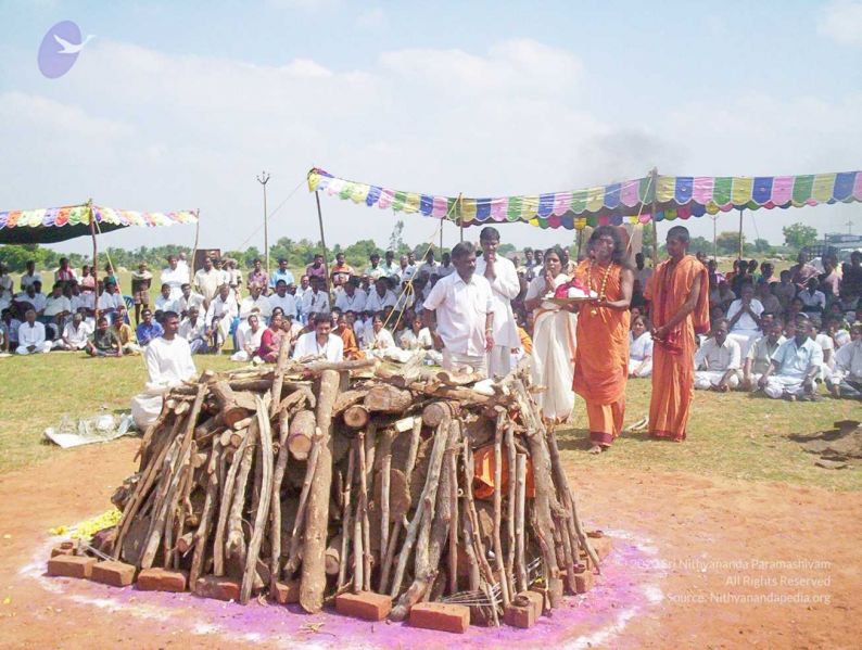 File:20051114 100 6536 CMP WM00-1.jpg