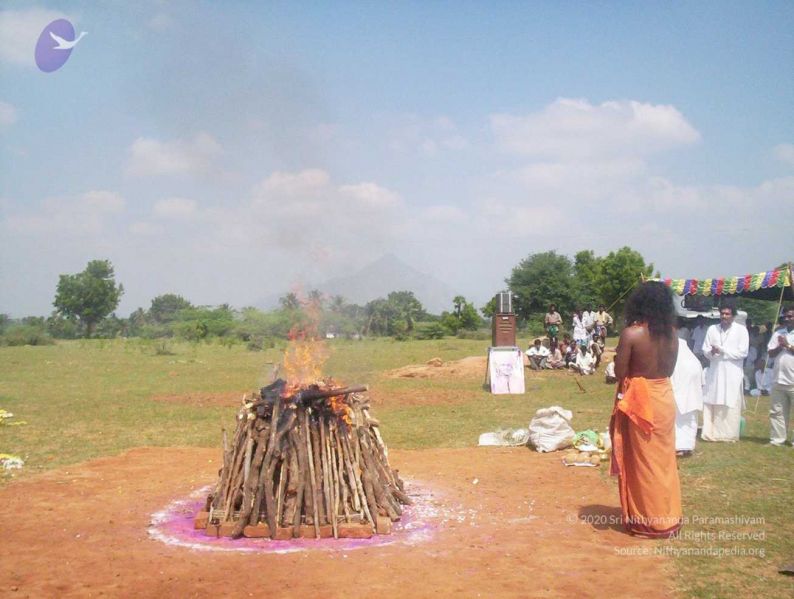 File:20051114 100 6561 CMP WM00-1.jpg