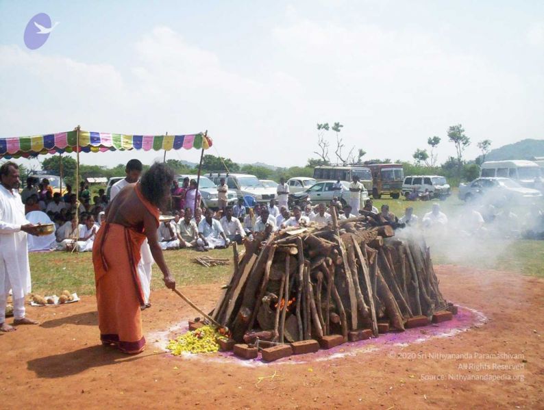 File:20051114 100 6584 CMP WM00-1.jpg