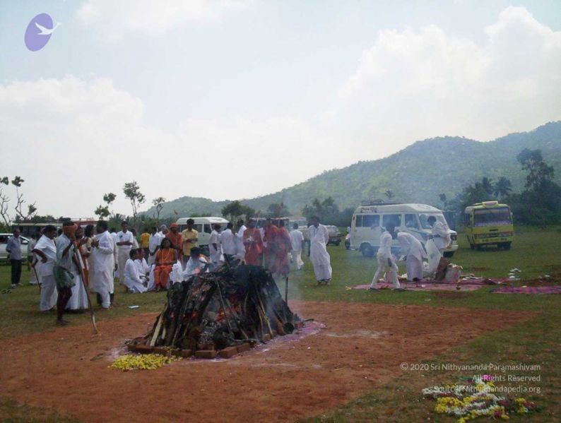 File:20051114 100 6675 CMP WM00-1.jpg