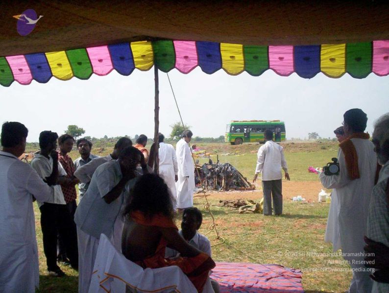 File:20051114 100 6687 CMP WM00-1.jpg