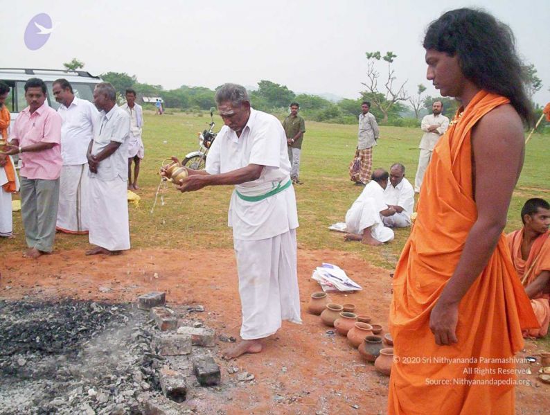 File:20051114 100 6804 CMP WM00-1.jpg