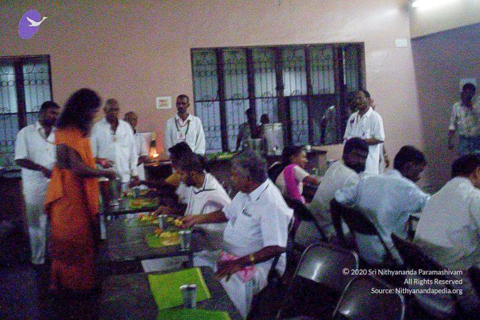 20051124 Photo 780 16uqxgq0wM4HQaDEu-R81xP-KUaAJ-fiu.jpg