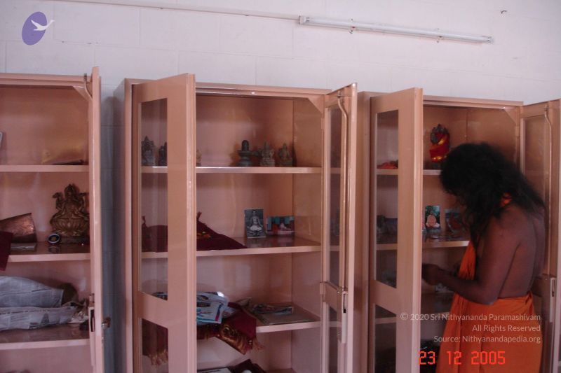 File:20051223 Photo 1008 1YLcewY8IuY7rjV9 g88ZMfFwMc iIqYs.JPG