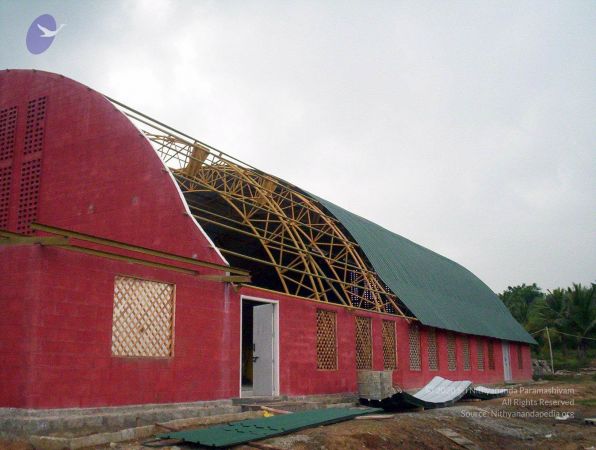 2005 100 4003 CMP WM01.jpg