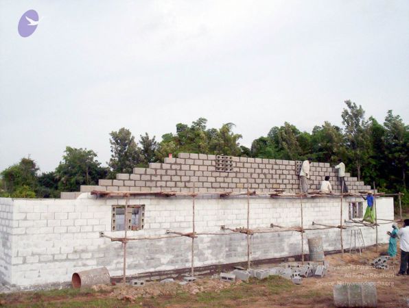 2005 102 CMP WM01.jpg