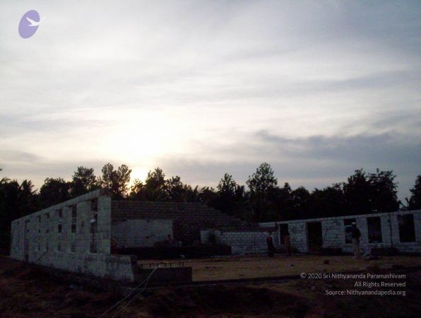 2005 104 CMP WM01.jpg