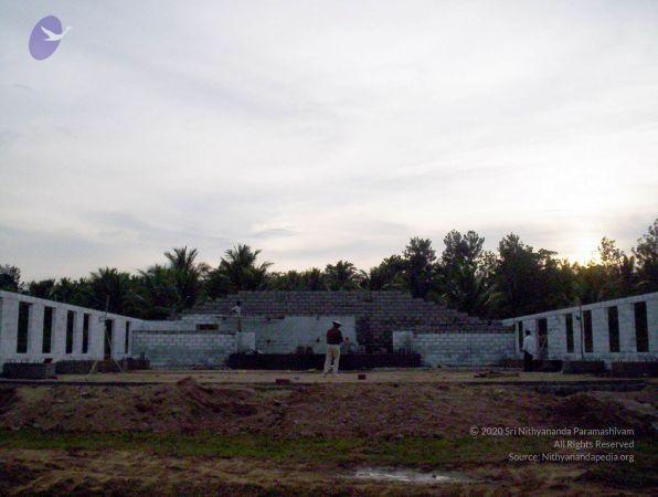 2005 107 CMP WM01.jpg