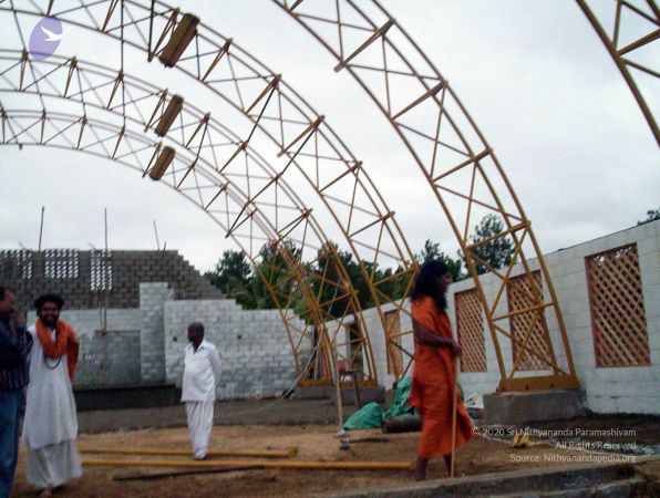 2005 290 CMP WM01.jpg