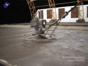 2005 429 CMP WM01.jpg