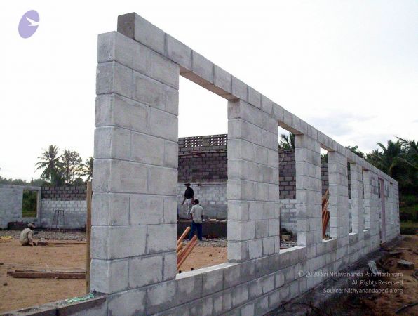 2005 74 CMP WM01.jpg