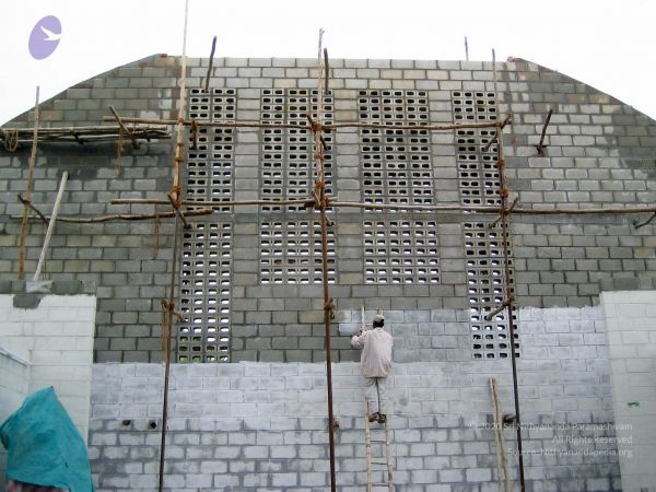 2005 IMG 1115 CMP WM01.jpg