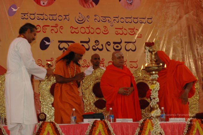 20060101 Photo 1131 1EBn8tNWd7pcolNomVLorhHD9DapGOL1P.JPG