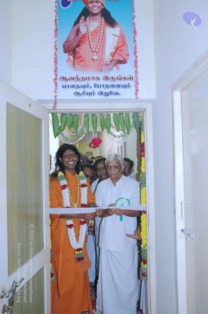 20060212 Photo 21 1vMZbMnMqLDm2k5Gv205bGdVIFrW2Bwi9.jpg