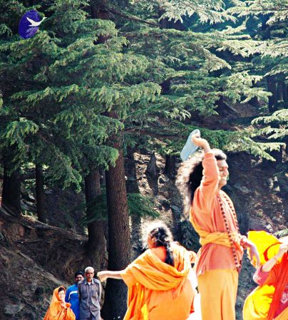 20060526 Photo 196 1Chh3VzdeOyoJkXwGxiRwhsQNmZ2VzJye.jpg