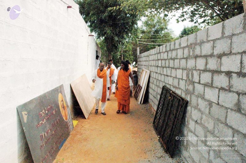 File:20060919DSC 0161 CMP WM00100.jpg