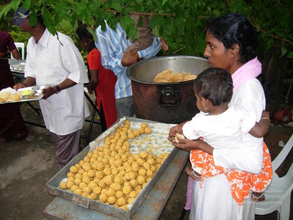 20061001 Photo 1087 15teVpomiFDnD7ZueM-U85CVw8xxA5fbX.JPG