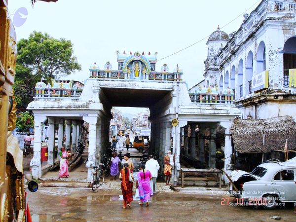 20061026th-27th Kodikannyatra Photo 134 10TQVQFyEF9zgtPuY5sM8nDT1UxcKU0at.jpg