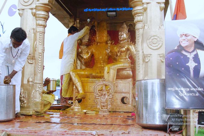 20061028 Photo 127 1Hvhbacklyb0o9couAEEKCeD0Z9OwOInP.jpg