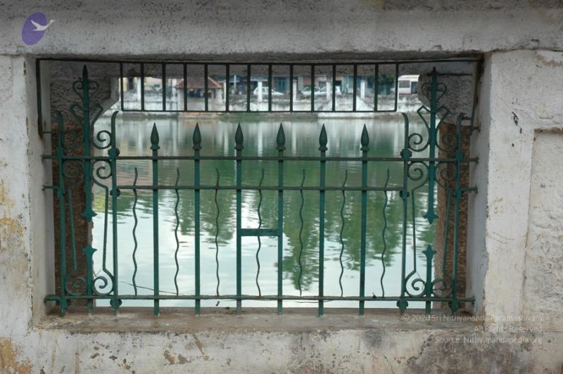 File:20061109 Photo 1204 1y48 wMTqlNgKJ rTu7M6C4KT0 34R8iX.JPG