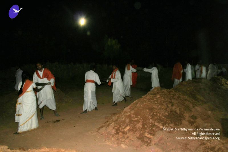 File:20061212 3085 CMP WM.jpg