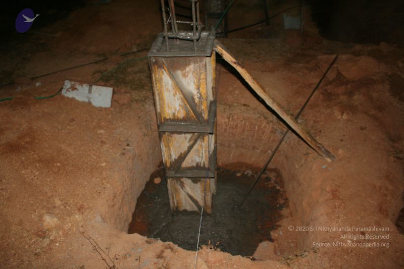 File:20061212 3088 CMP WM.jpg