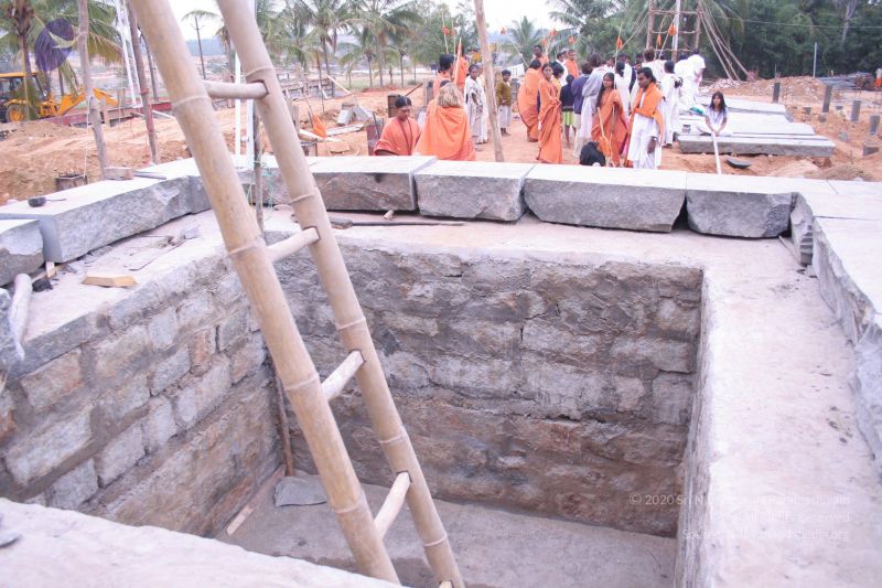 File:20061212 6811 CMP WM.jpg