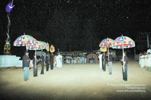 20061223 Waiting 2 welcome DSC 0962 CMP WM 11.jpg