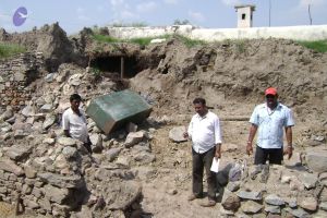 2006 DSC01626 CMP WM.jpg