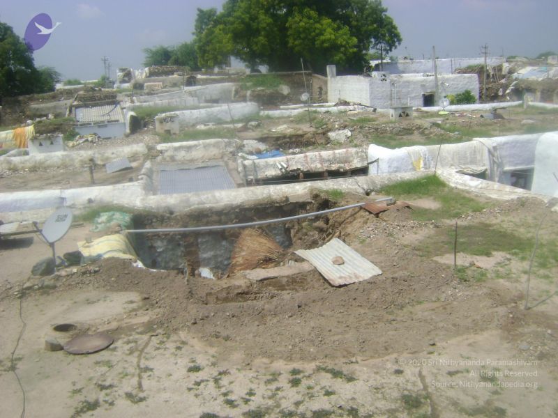 File:2006 DSC01873 CMP WM.jpg