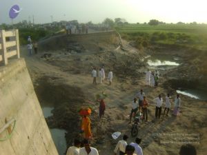 2006 DSC01976 CMP WM.jpg