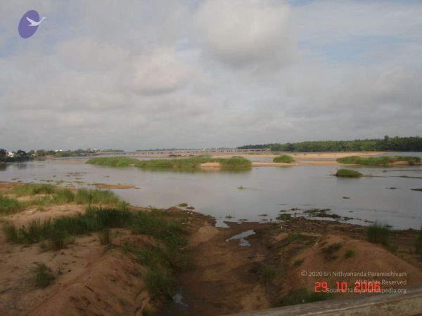 2006 Ratham Oct29th Nov05th Photo 300 1teCZSS4VNHQJkNvx-R69JVFYOAOTdbMo.jpg