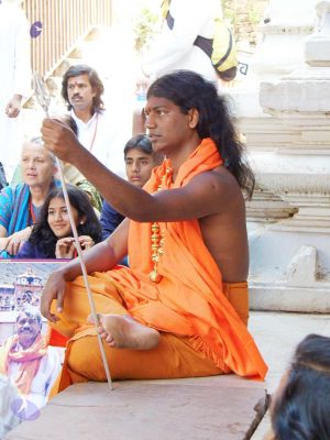 2006 Varanasi Yatra 248 CMP WM.jpg