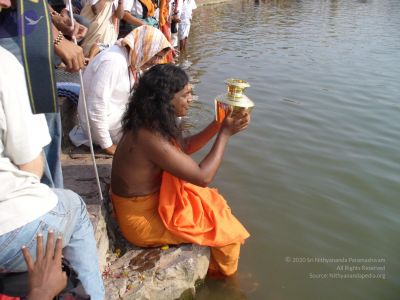 2006 Varanasi Yatra 322 CMP WM.jpg