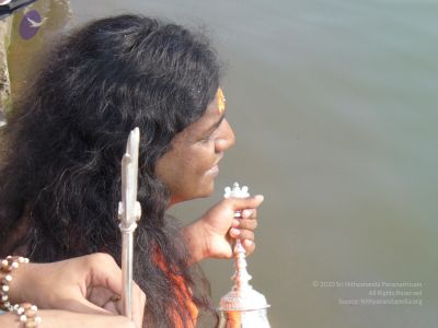 2006 Varanasi Yatra 334 CMP WM.jpg