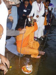 2006 Varanasi Yatra 463 CMP WM.jpg