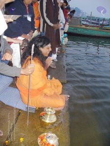 2006 Varanasi Yatra 470 CMP WM.jpg