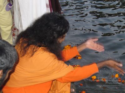 2006 Varanasi Yatra 490 CMP WM.jpg
