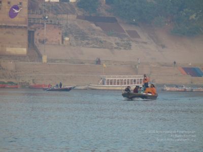 2006 Varanasi Yatra 542 CMP WM.jpg
