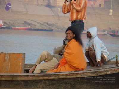 2006 Varanasi Yatra 547 CMP WM.jpg