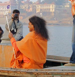 2006 Varanasi Yatra 570 CMP WM.jpg