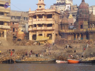 2006 Varanasi Yatra 615 CMP WM.jpg
