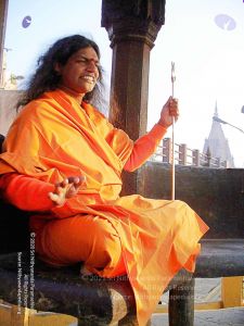2006 Varanasi Yatra 625 CMP WM.jpg